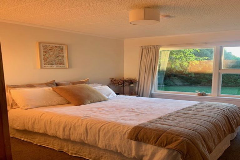 Photo of property in 145 Avonhead Road, Avonhead, Christchurch, 8042