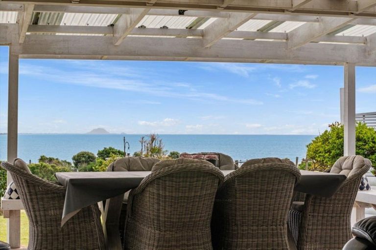 Photo of property in 45 Town Point Road, Maketu, Te Puke, 3189