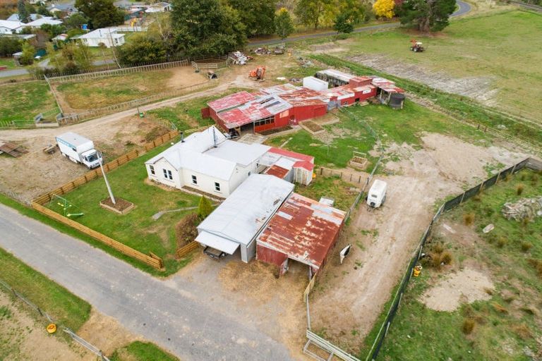 Photo of property in 1 Kereru Street, Mangaweka, 4797