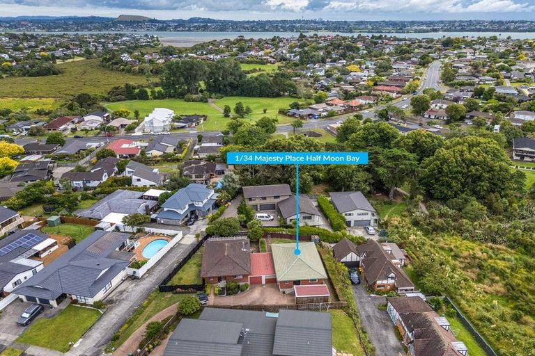 Photo of property in 1/34 Majesty Place, Half Moon Bay, Auckland, 2012