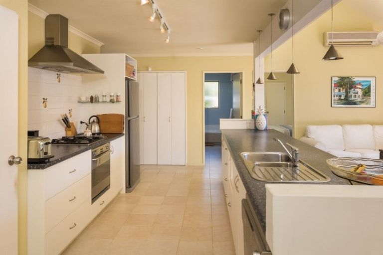 Photo of property in 13 Captains Close, Waikawa, Picton, 7220