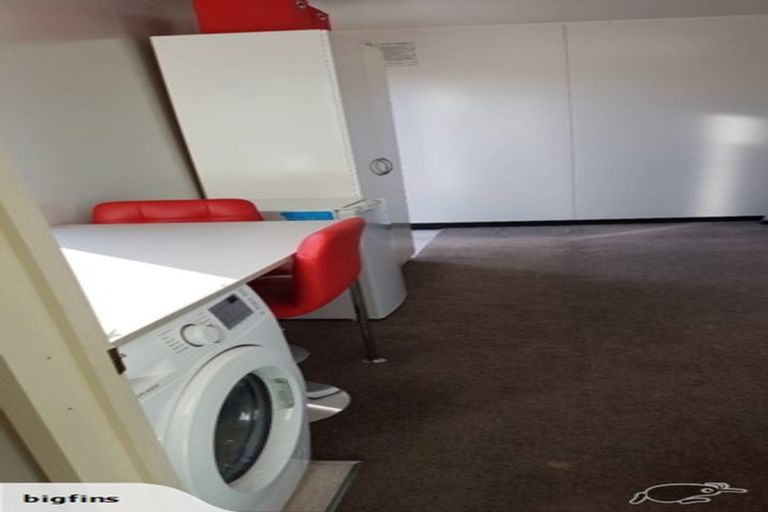 Photo of property in 76 Blue Gum Place, New Brighton, Christchurch, 8083