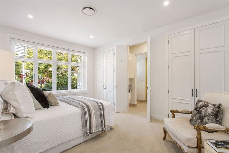 Photo of property in 25 Cox Street, Merivale, Christchurch, 8014