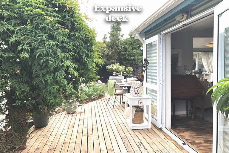 Photo of property in 1 Seaward Drive, Amberley, 7481