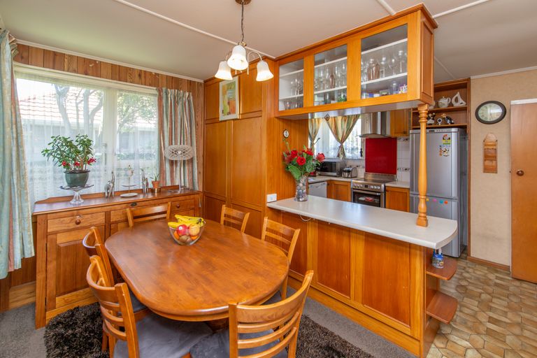 Photo of property in 138 Northcote Road, Northcote, Christchurch, 8052