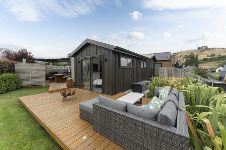 Photo of property in 9 Clover Lane, Lake Hayes, Queenstown, 9304