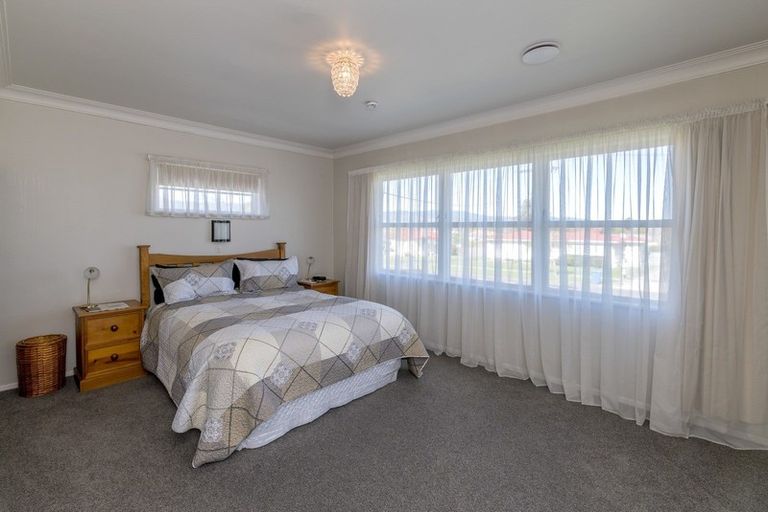 Photo of property in 5 Hobson Street, Levin, 5510