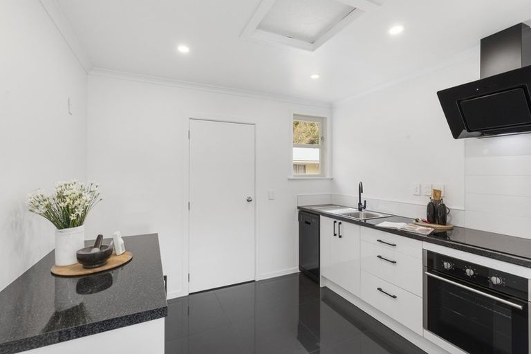 Photo of property in 4/17 Kowhai Street, Naenae, Lower Hutt, 5011