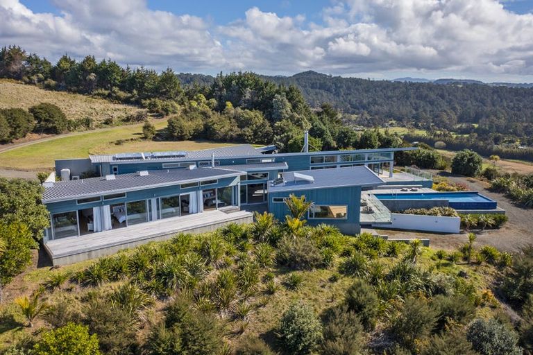 Photo of property in 28 Radar Road, Hot Water Beach, Whitianga, 3591