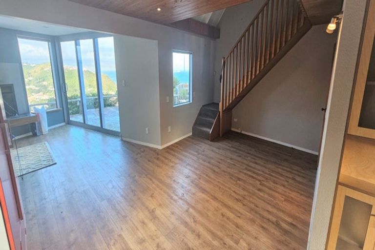 Photo of property in 74 Frobisher Street, Island Bay, Wellington, 6023