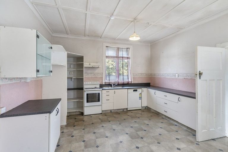 Photo of property in 18 Matipo Street, Takaro, Palmerston North, 4410