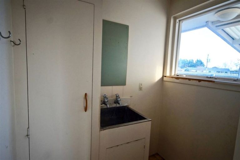 Photo of property in 15 Montrose Avenue, Culverden, 7392