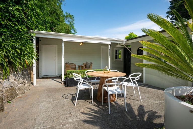 Photo of property in 55 Milton Road, Bluff Hill, Napier, 4110