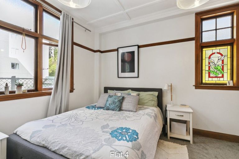 Photo of property in Coburn House, 246 Oriental Parade, Oriental Bay, Wellington, 6011
