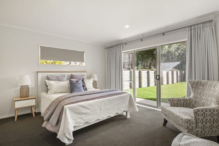 Photo of property in 7 Louvain Place, Greenhithe, Auckland, 0632