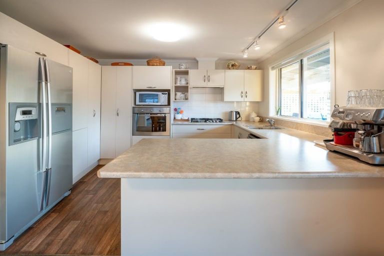 Photo of property in 1 Ivy Lane, Albert Town, Wanaka, 9305