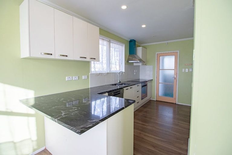 Photo of property in 99 Cargill Street, Papakura, 2110