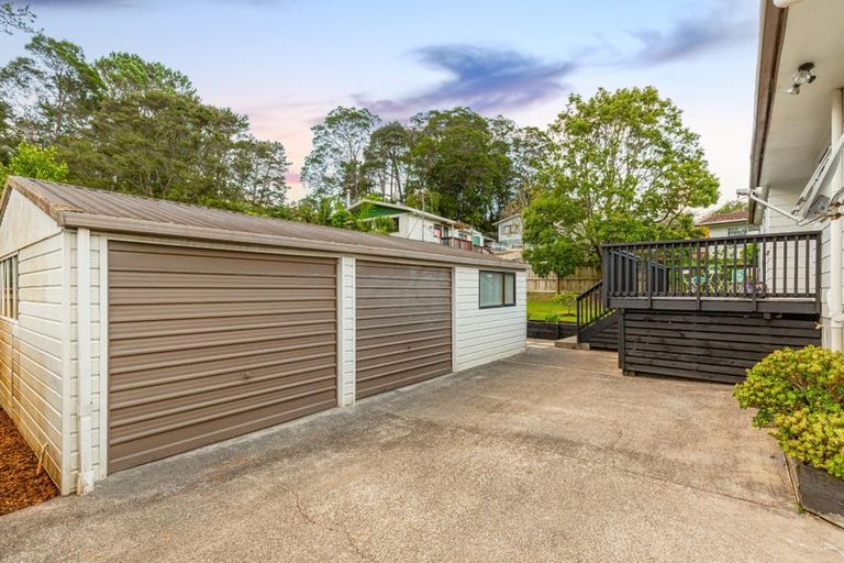 Photo of property in 18 Alidade Place, Massey, Auckland, 0614