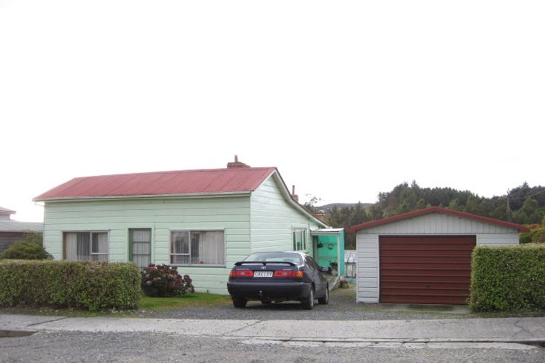 Photo of property in 49 Needles Street, Kaitangata, 9210