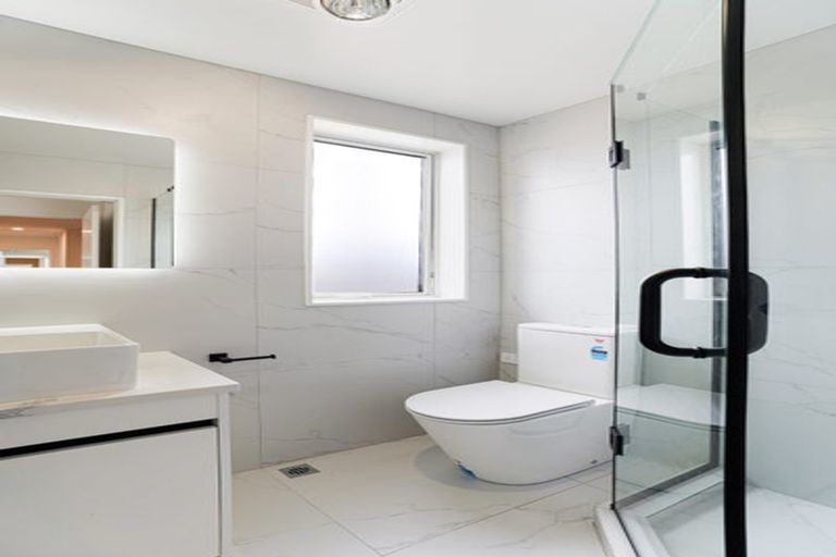 Photo of property in 16 Corporal Street, Papakura, 2110