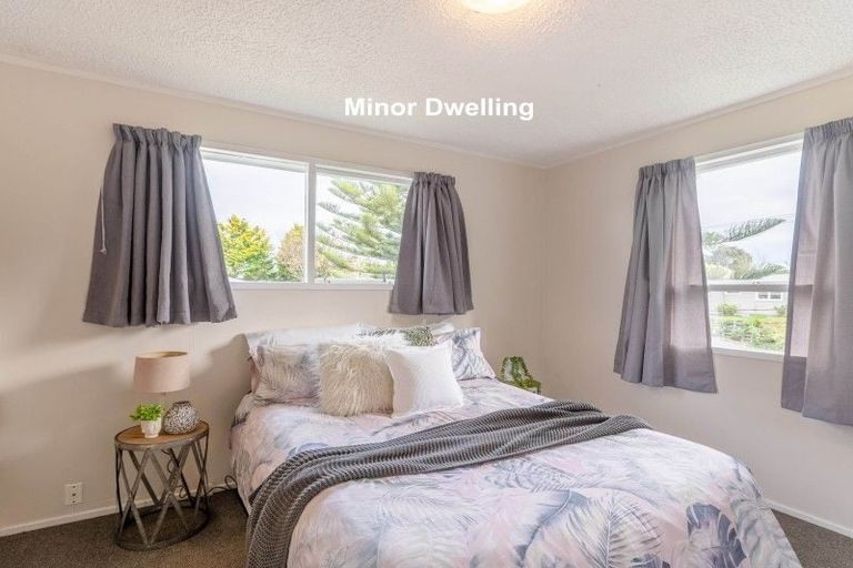 Photo of property in 20 Leinster Avenue, Raumati South, Paraparaumu, 5032