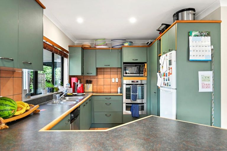 Photo of property in 6 Fencourt Place, Rototuna North, Hamilton, 3210