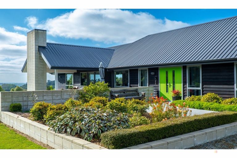 Photo of property in 52b Ribbonwood Road, Geraldine Downs, Geraldine, 7991