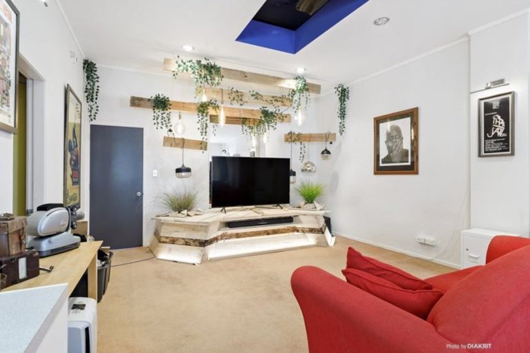 Photo of property in 69 Raukawa Street, Strathmore Park, Wellington, 6022