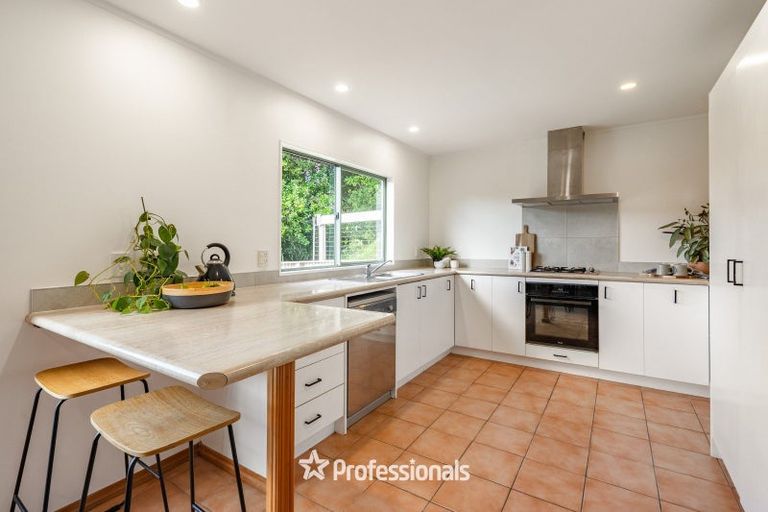 Photo of property in 16 Haast Close, Kelson, Lower Hutt, 5010