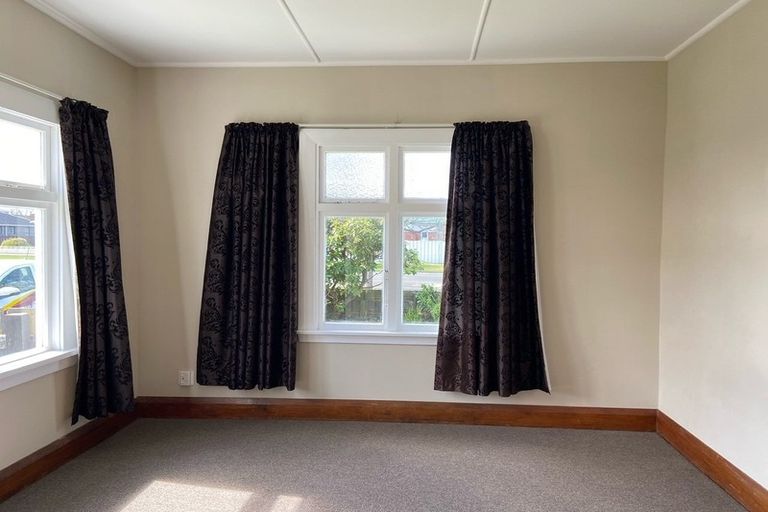Photo of property in 102 Windsor Street, Windsor, Invercargill, 9810