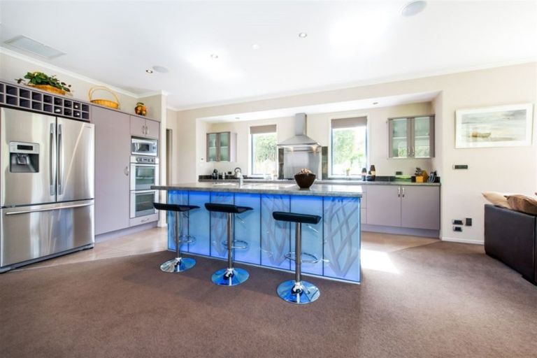 Photo of property in 131 Foster Road, Kumeu, 0891