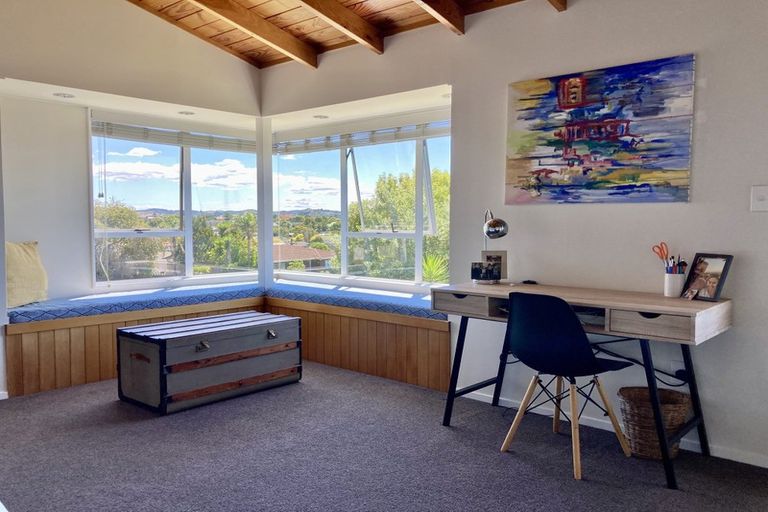 Photo of property in 11 Bay Vista Drive, Red Beach, 0932