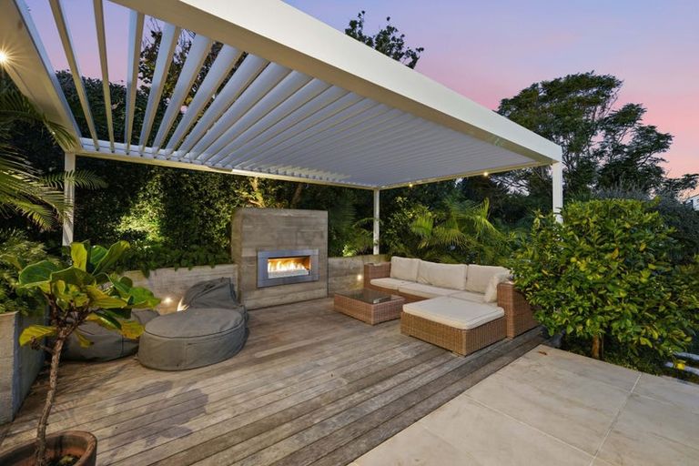 Photo of property in 45 Mozeley Avenue, Devonport, Auckland, 0624