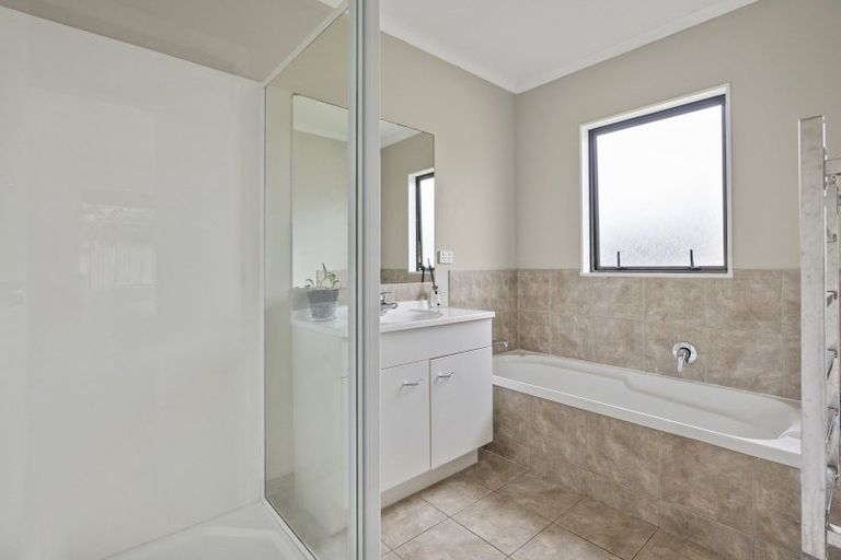 Photo of property in 48 Tamure Place, Ruakaka, 0116