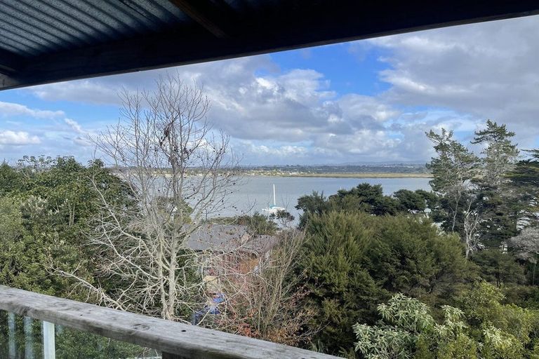Photo of property in 140 Attwood Road, Paremoremo, Auckland, 0632