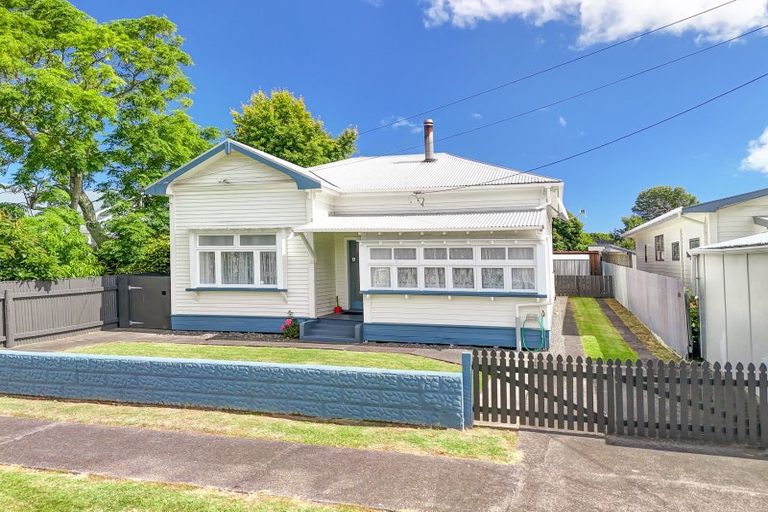 Photo of property in 10 Kawakawa Street, Whanganui East, Whanganui, 4500