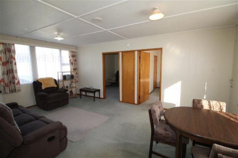 Photo of property in 122f Argyle Street, Mosgiel, 9024