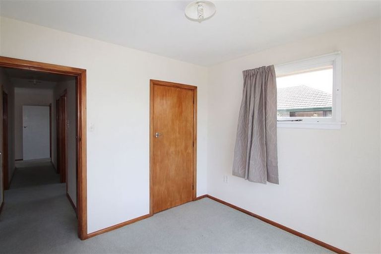 Photo of property in 19 Warblington Street, Aranui, Christchurch, 8061