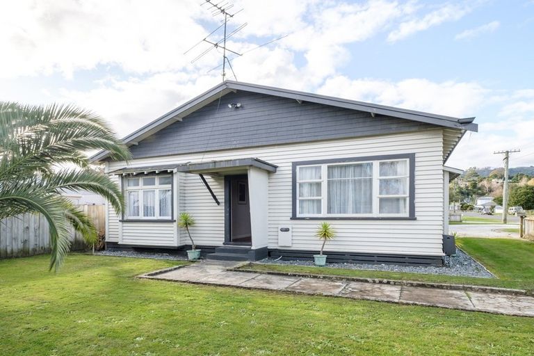 Photo of property in 2 Kennedy Street, Mangapapa, Gisborne, 4010