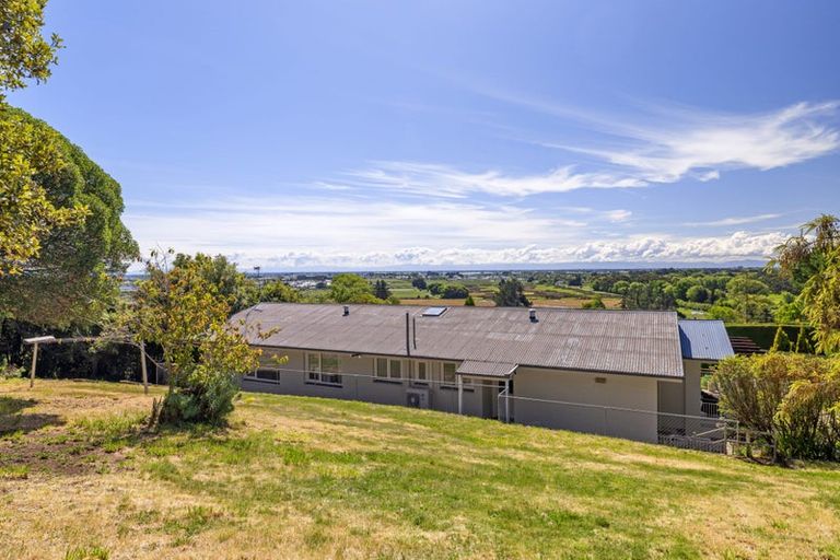 Photo of property in 425a Cashmere Road, Westmorland, Christchurch, 8025