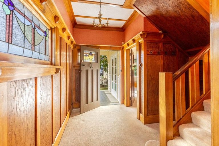 Photo of property in 33a Seapoint Road, Bluff Hill, Napier, 4110