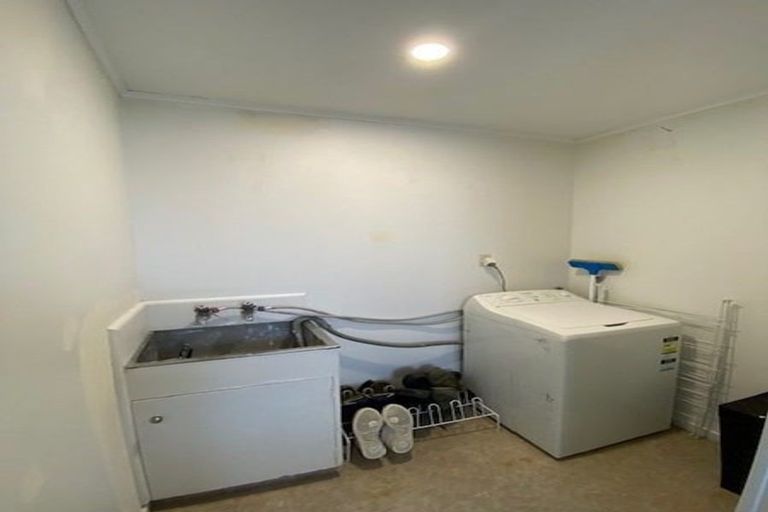 Photo of property in 1/20 Lyttelton Crescent, Tamatea, Napier, 4112