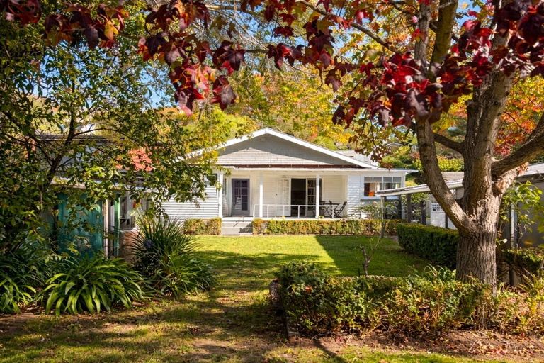 Photo of property in 12 Cashmere Road, Cashmere, Christchurch, 8022