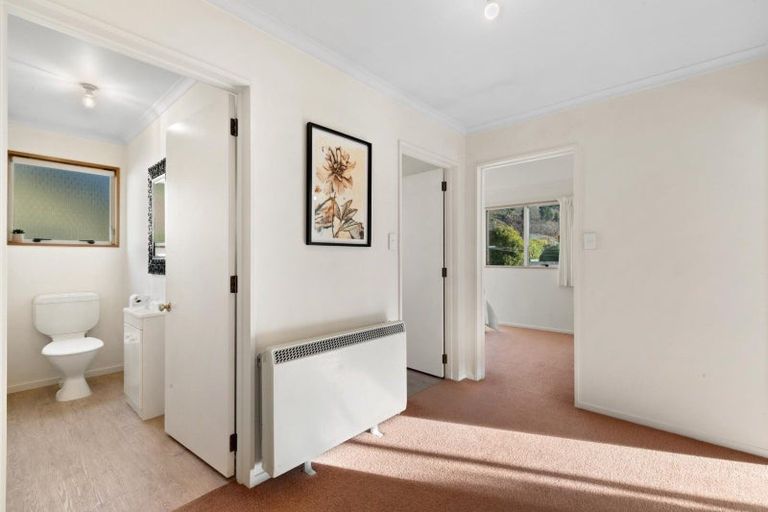 Photo of property in 32 Copper Beech Avenue, Frankton, Queenstown, 9300