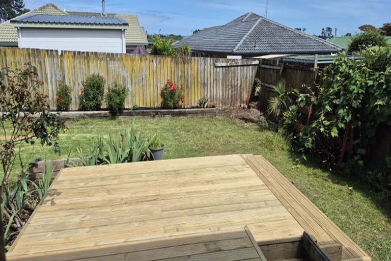 Photo of property in 20a Waitoa Street, Waiuku, 2123