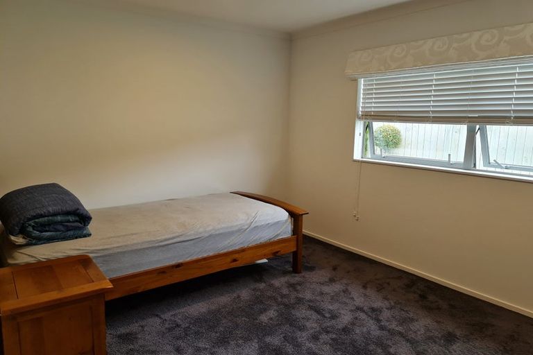 Photo of property in 1/90b Endeavour Drive, Whitby, Porirua, 5024