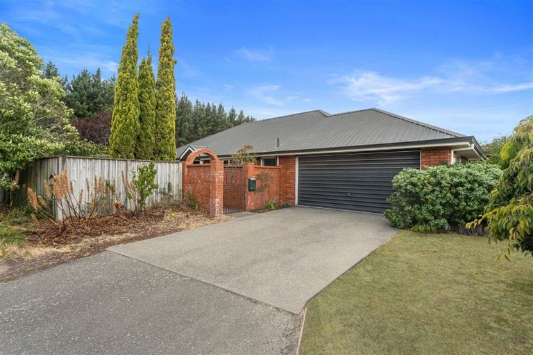 Photo of property in 6 Willoughby Lane, Parklands, Christchurch, 8083