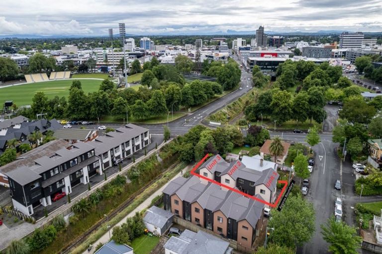 Photo of property in 1/4 Marama Street, Castor Bay, Auckland, 0620