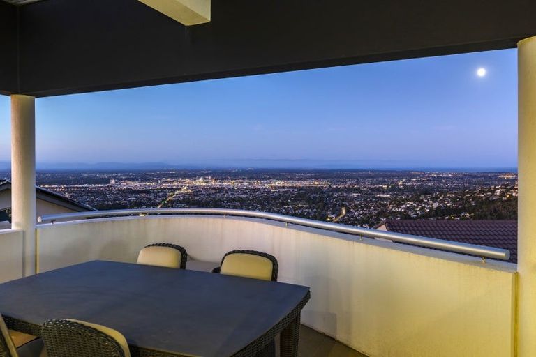 Photo of property in 12 Harry Ell Drive, Cashmere, Christchurch, 8022