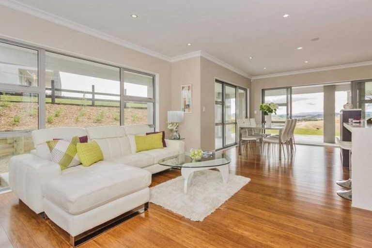 Photo of property in 731 Redoubt Road, Flat Bush, Auckland, 2019